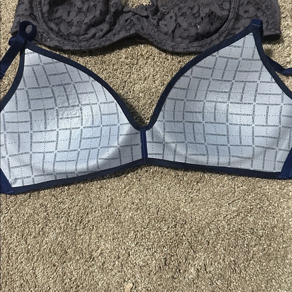 Victoria's Secret Navy and Gray Lace Bra Trio - Picture 2 of 8